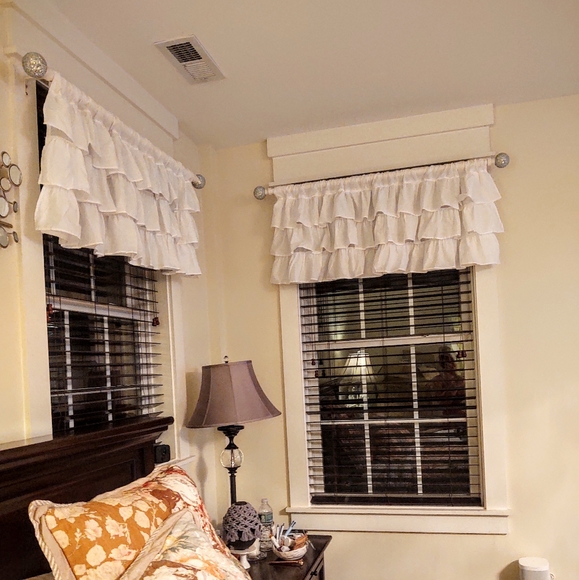 Lush Decor Other - Three (3) White 3 Ruffle Valances Lush Decor Other - Three (3) White 3 Ruffle Valances